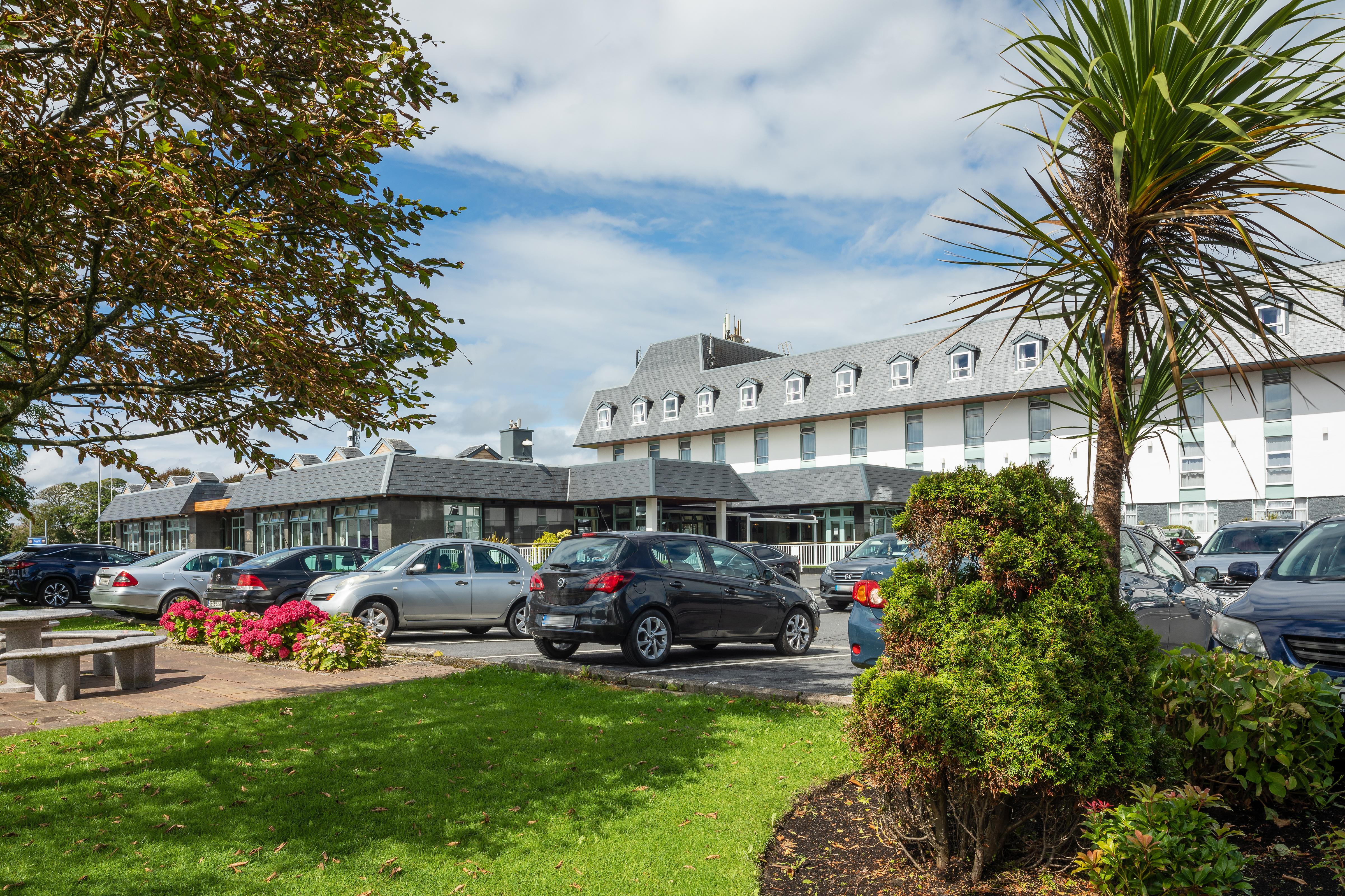 Flannery'S Hotel Galway Exterior photo
