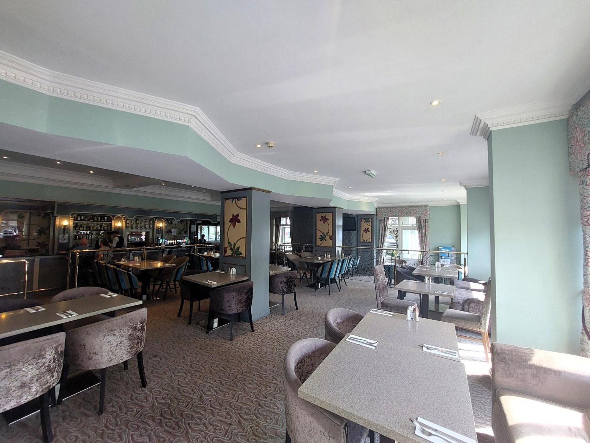 Flannery'S Hotel Galway Exterior photo